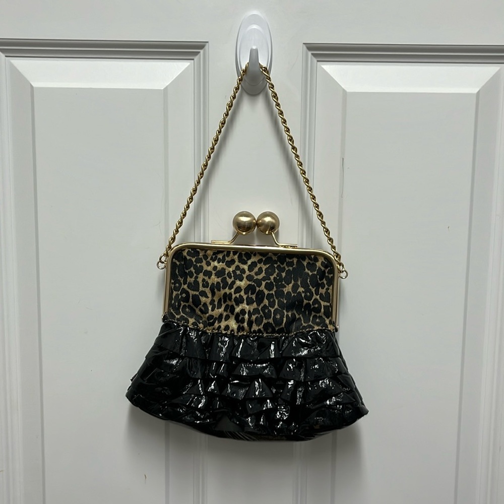 Leopard and Black Patent Ruffle Kiss Clutch Chain Bag